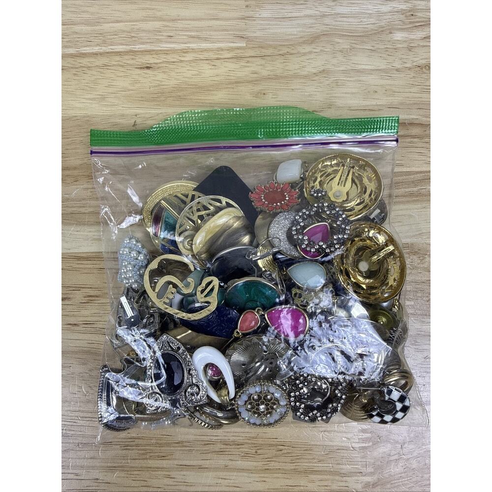 Costume Jewelry Lot almost 4 LBS! Vintage Earrings Necklaces All Wearable - Picture 3 of 10